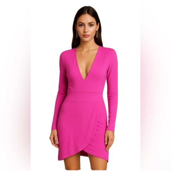 Susana Monaco Dresses & Skirts - SUSANA MÓNACO Long Sleeve Pink Deep V Neck Mini Dress Stretchy NWOT.Size: Small